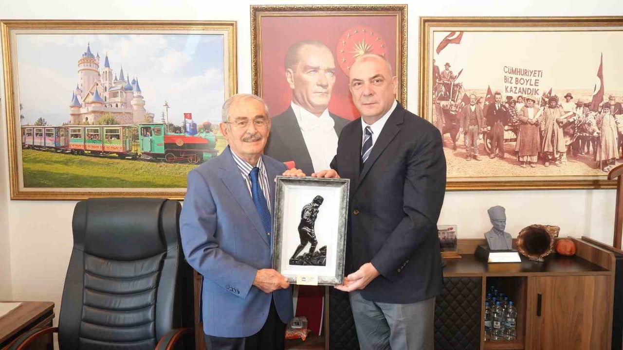 ESKİŞEHİR SANAYİ ODASI (ESO) BAŞKANI CELALETTİN KESİKBAŞ VE YÖNETİM KURULU ÜYELERİ, ÖNCEKİ DÖNEM...