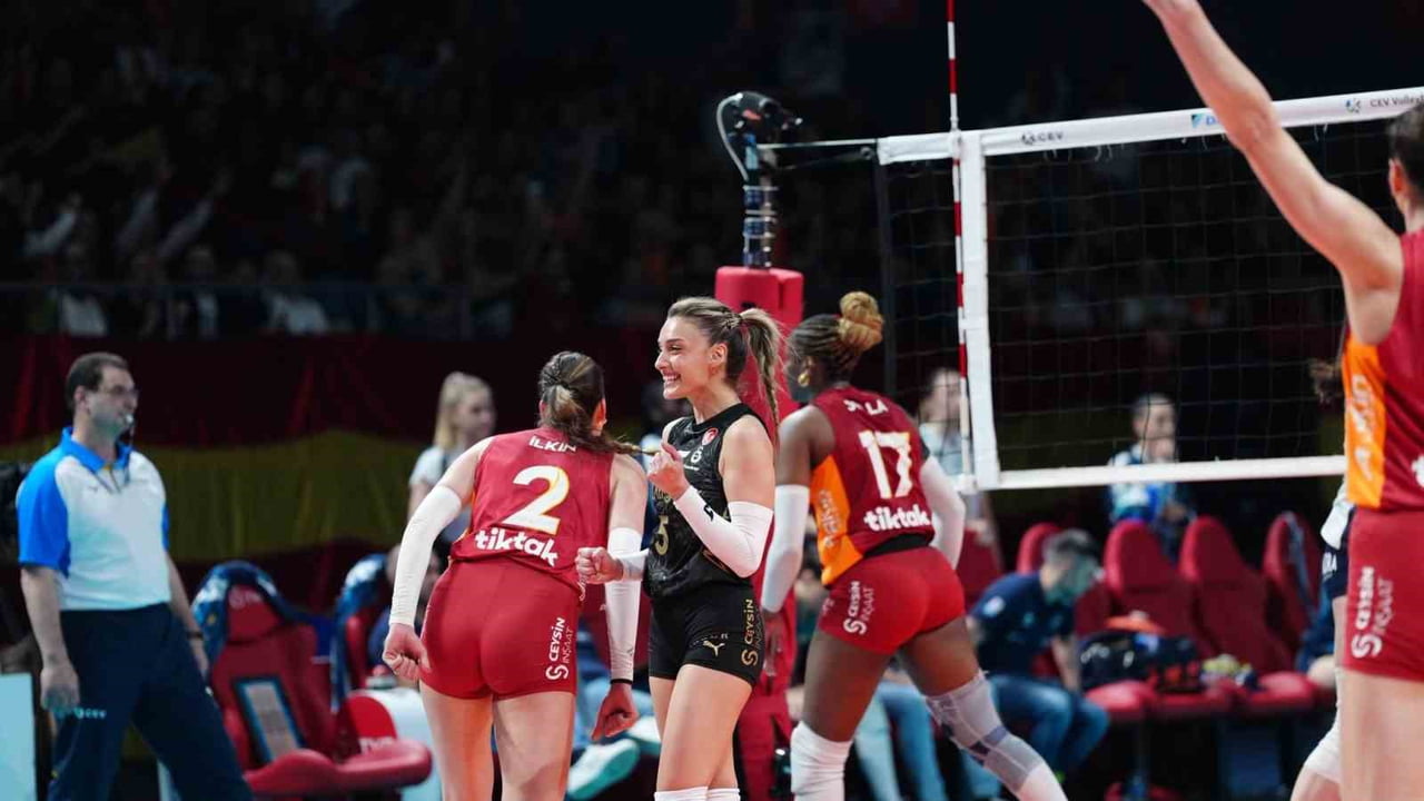 GALATASARAY KADIN VOLEYBOL TAKIMI, 2026 CEV KUPASI FİNALİ RÖVANŞINDA EVİNDE KARŞILAŞTIĞI İTALYAN...