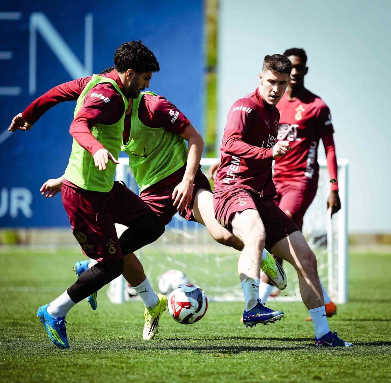 GALATASARAY, TRENDYOL SÜPER LİG'İN 27. HAFTA ERTELEME MAÇINDA GÖZTEPE İLE DEPLASMANDA OYNAYACAĞI...