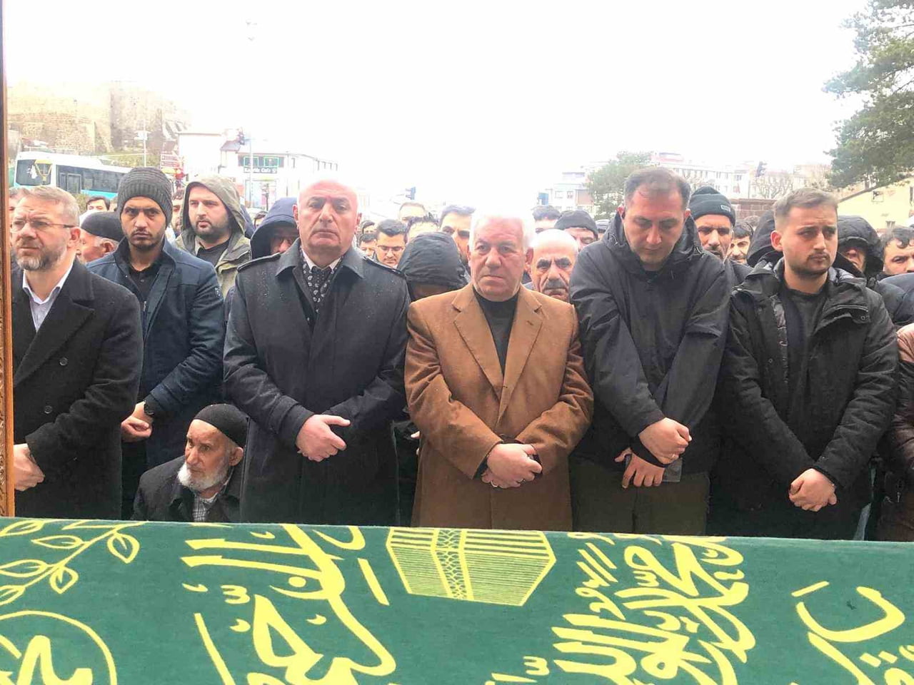 GAZETECİ MEHMET ŞENERİ’İN ABİSİ KAYA ŞENER VE ETÜ ESKİ REKTÖRÜ PROF. DR. MUAMMER YAYLALI’NIN ABİSİ...