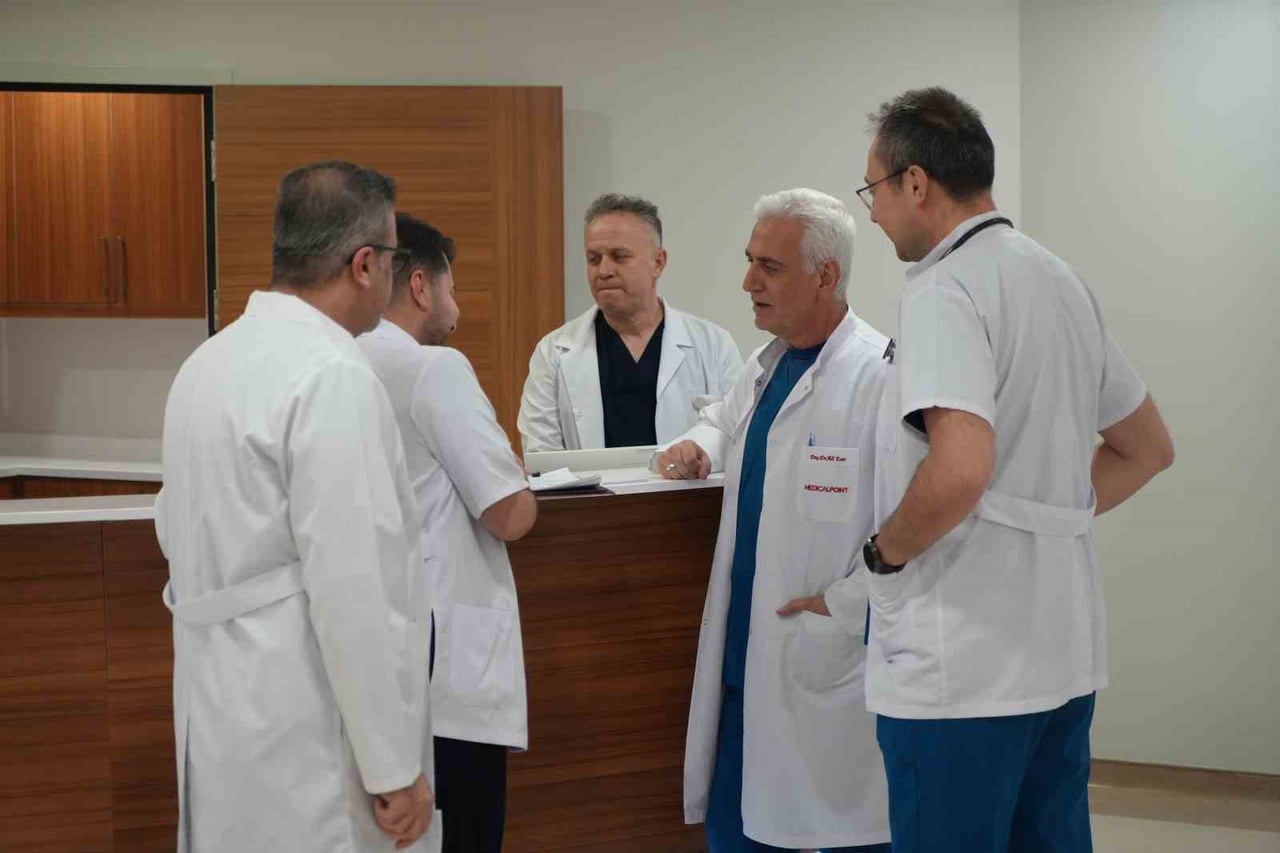 GAZİANTEP’TE SAĞLIK ALANINDA ÖNEMLİ BAŞARILARA İMZA ATAN MEDİCAL POİNT GAZİANTEP HASTANESİ, KEMİK...