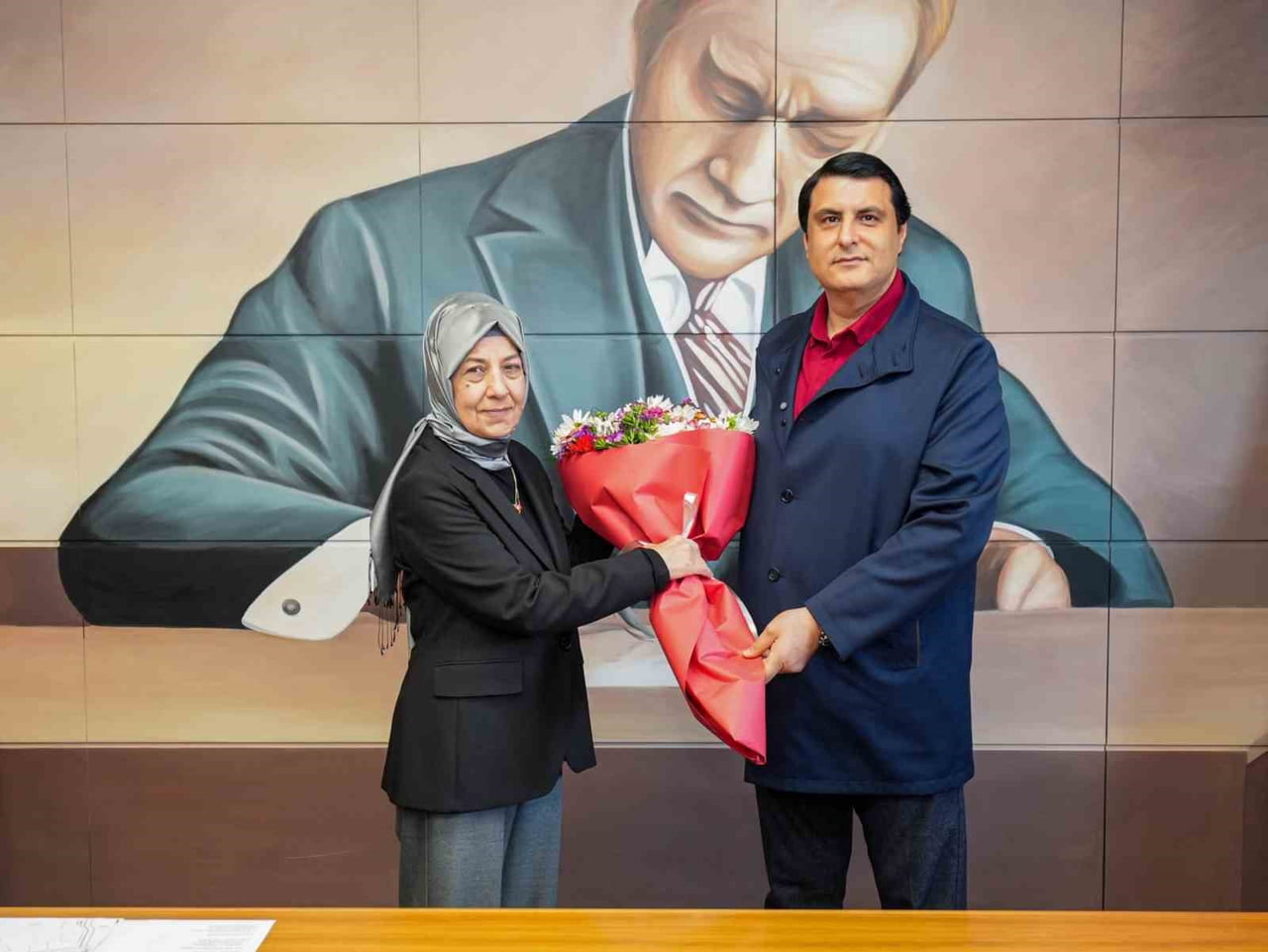 GAZİANTEP’TE ŞEHİT AİLELERİ VE GAZİLER, ŞEHİTKAMİL BELEDİYE BAŞKANI UMUT YILMAZ’A SÜRPRİZ BİR...