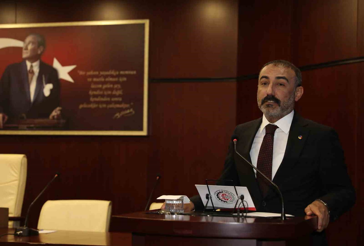 GAZİANTEP TİCARET ODASI (GTO), İNŞAAT SEKTÖRÜNDE DİJİTAL DÖNÜŞÜMÜN TÜM BOYUTLARIYLA ELE ALINDIĞI...