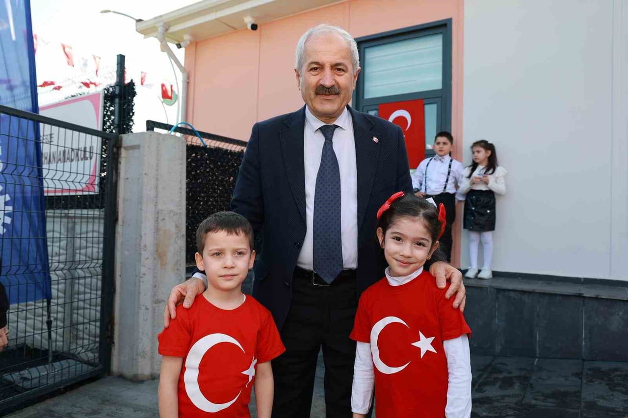 GEBZE BELEDİYE BAŞKANI ZİNNUR BÜYÜKGÖZ