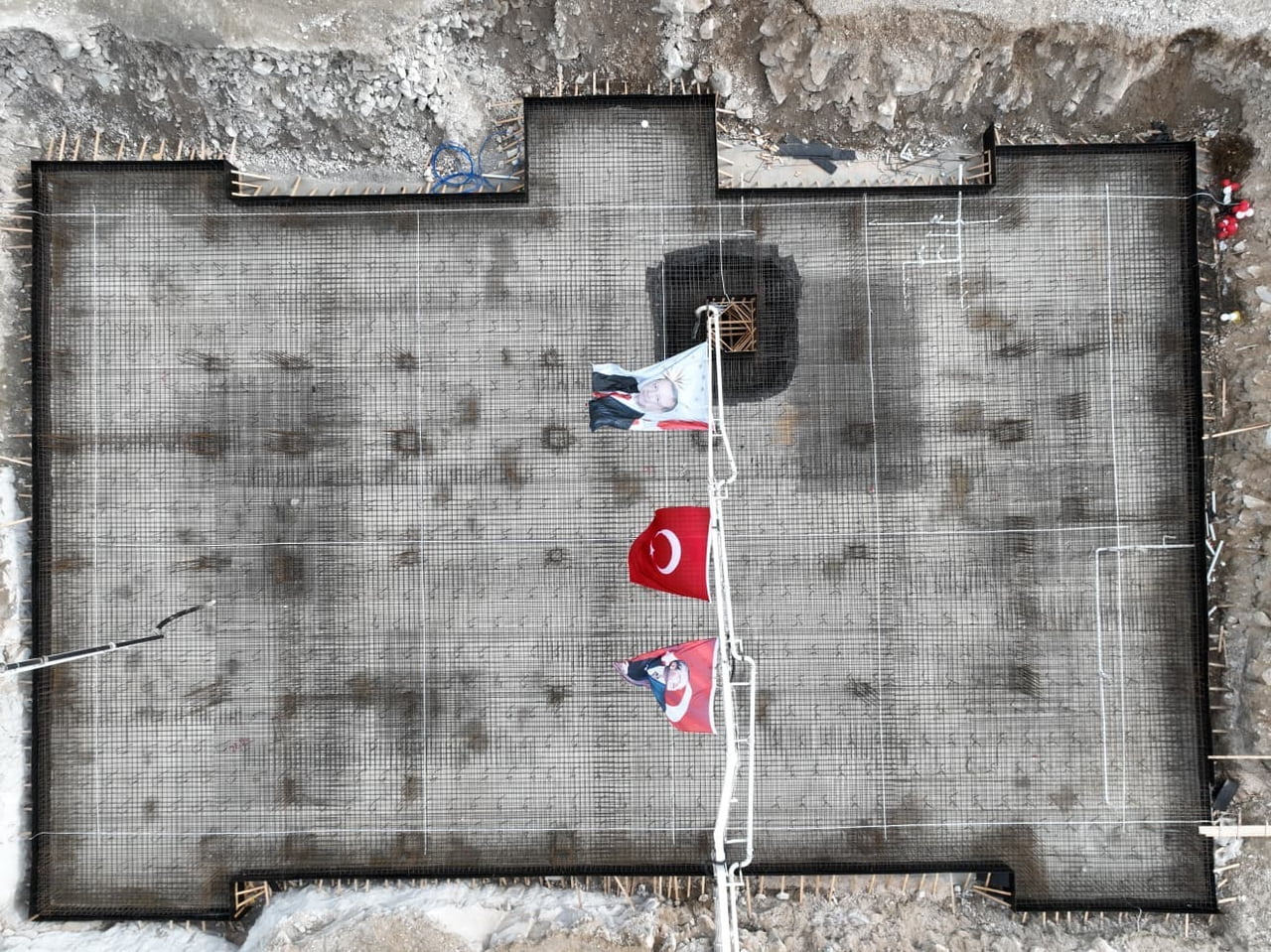 GELİNCİKTEPE’YE 5 BİN 800 METREKARELİK GENÇLİK MERKEZİ