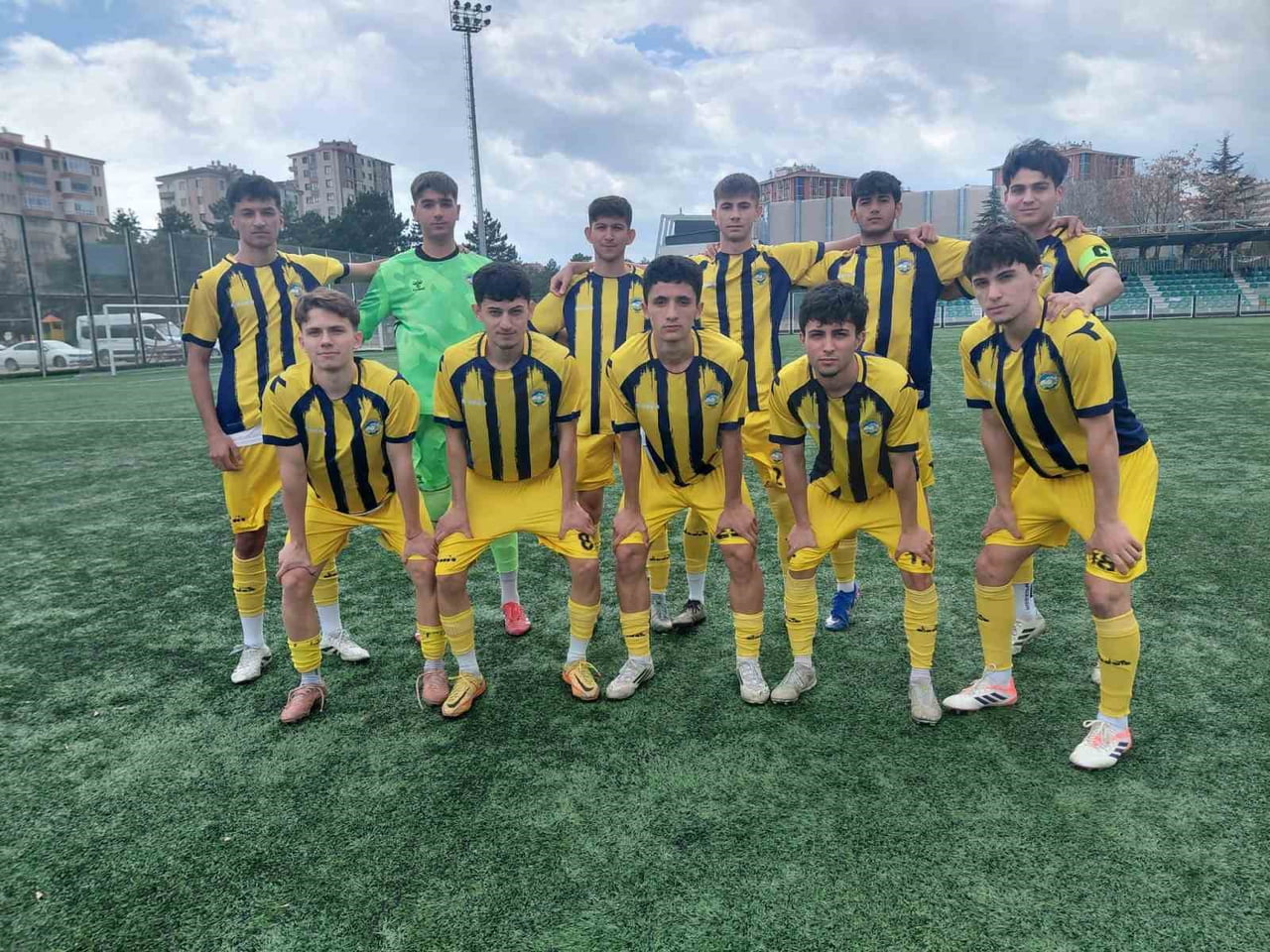 GELİŞİM U-19 LİGİ 8. GRUP’TA OYNANAN 27. VE SON  HAFTA MAÇINDA TALAS BELEDİYESPOR, SÜMER STADI'NDA...