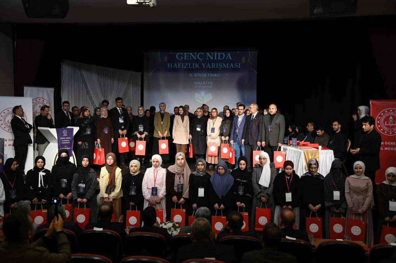 GENÇ NİDA HAFIZLIK YARIŞMASI 6. BÖLGE FİNALİ MALATYA’DA YAPILDI
