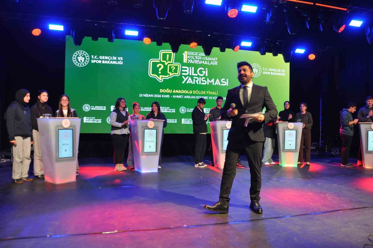 GENÇLER ARASI KÜLTÜR VE SANAT YARIŞMALARI BÖLGE FİNALİ, KARS'TA START ALDI.