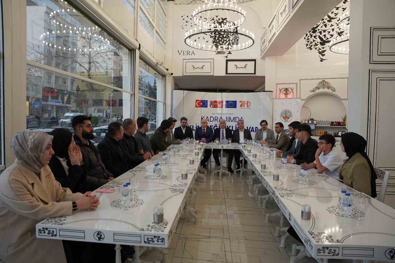 GENÇLER İKLİM DEĞİŞİKLİĞİNİ FOTOĞRAFLAYACAK