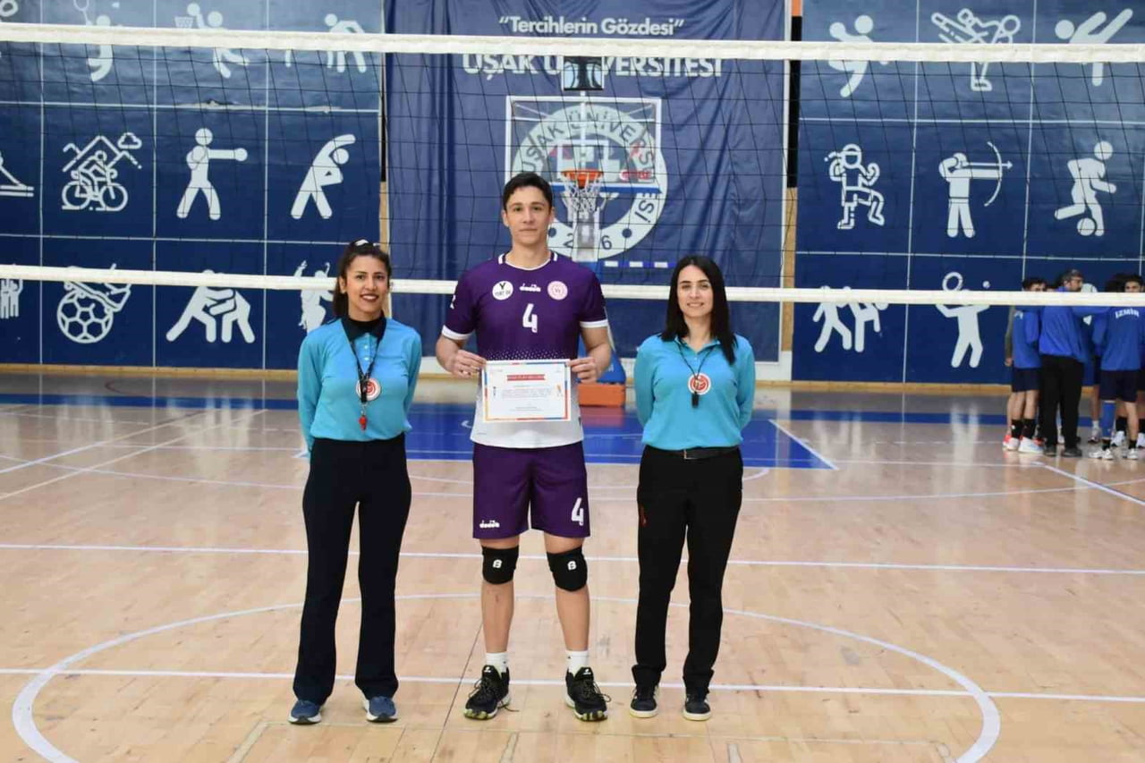 GENÇLİK VE SPOR BAKANLIĞI TARAFINDAN DÜZENLENEN YURTLİG VOLEYBOL EGE GRUP MÜSABAKALARINDA...