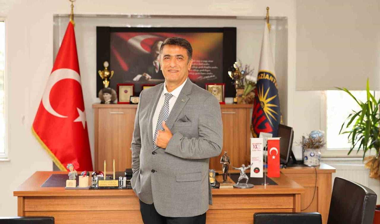 GKV ÖZEL OKULLARI GENEL MÜDÜRÜ FEVZİ GÜRSEL,