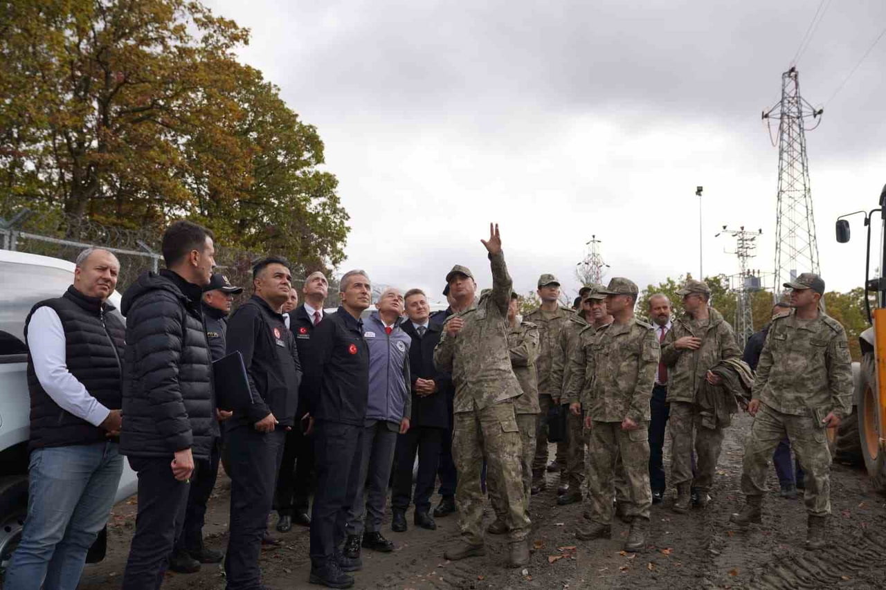 GÖÇ İDARESİ BAŞKANI HÜSEYİN KÖK, GÖÇ İDARESİ BAŞKANLIĞININ KURULUŞUNUN 13. YIL DÖNÜMÜ DOLAYISIYLA...