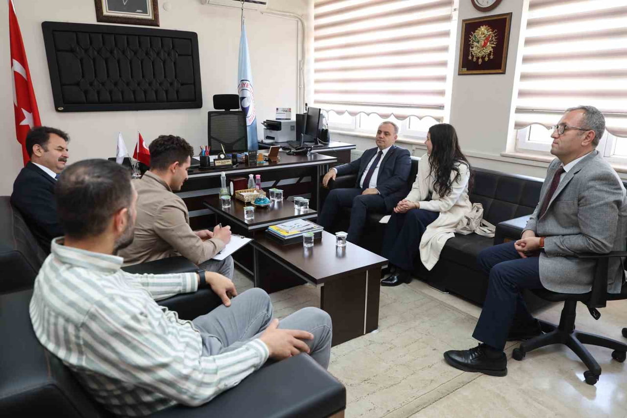 GÖREVE GELDİĞİ GÜNDEN BU YANA ÖĞRENCİ KULÜPLERİNİN FAALİYETLERİNE ÖNEM VEREN ERCİYES ÜNİVERSİTESİ...