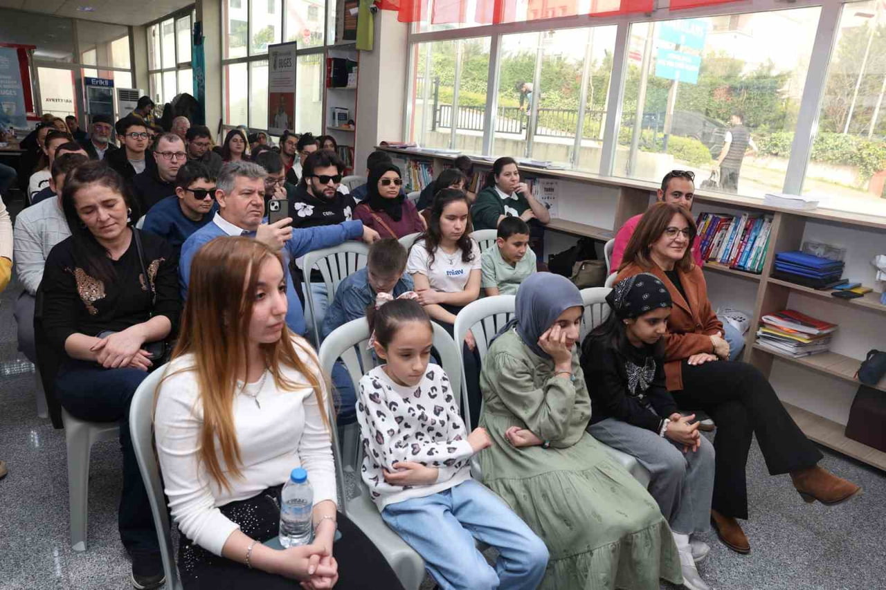 GÖRME ENGELLİ SPORCULAR İÇİN CANLI RADYO TİYATROSU SAHNELENDİ