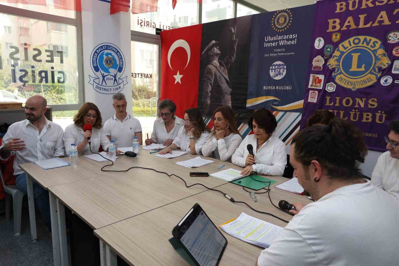 GÖRME ENGELLİ SPORCULAR İÇİN CANLI RADYO TİYATROSU SAHNELENDİ