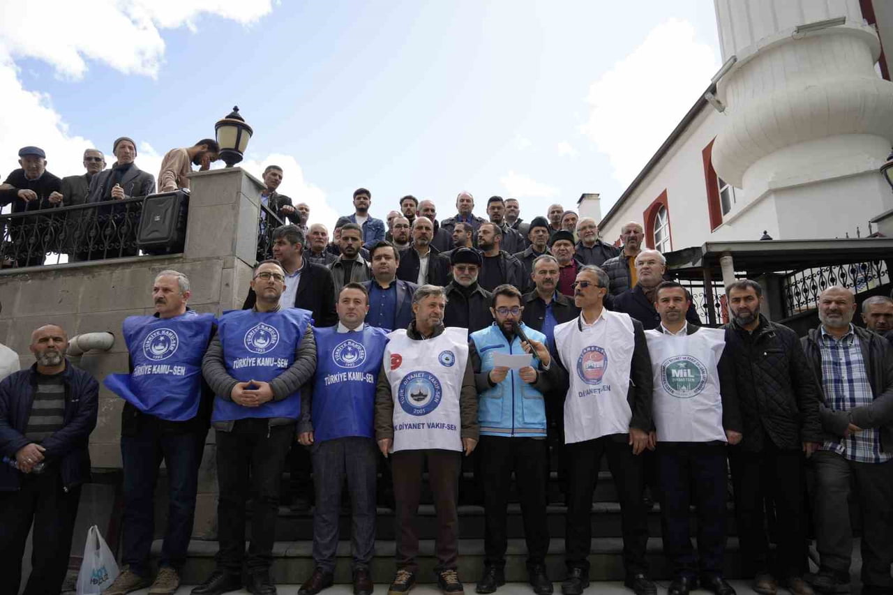 GÜMÜŞHANE’DE SİVİL TOPLUM KURULUŞLARI, MESCİD-İ AKSA VE FİLİSTİN’DE YAŞANANLARA DİKKAT ÇEKMEK...