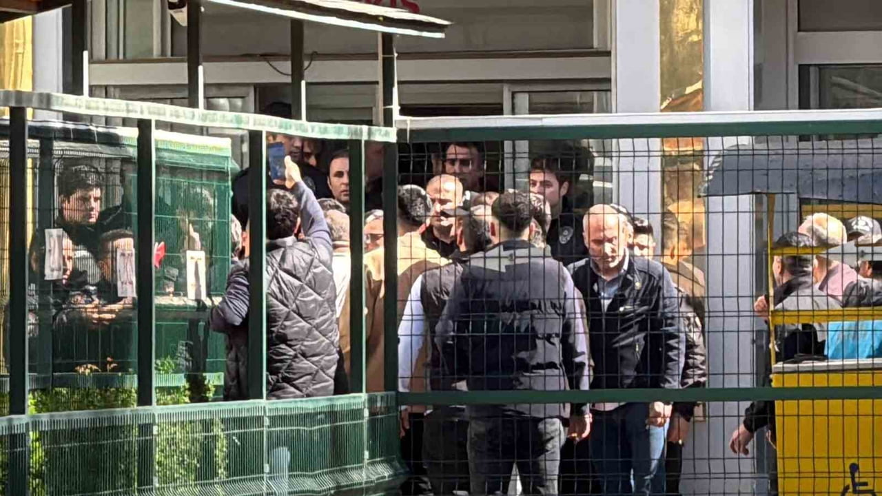 GÜRAN AİLESİ, NEVZAT BAHTİYAR İLE TARTIŞMALARININ ARDINDAN MAHKEME HEYETİ TARAFINDAN SALONDAN...