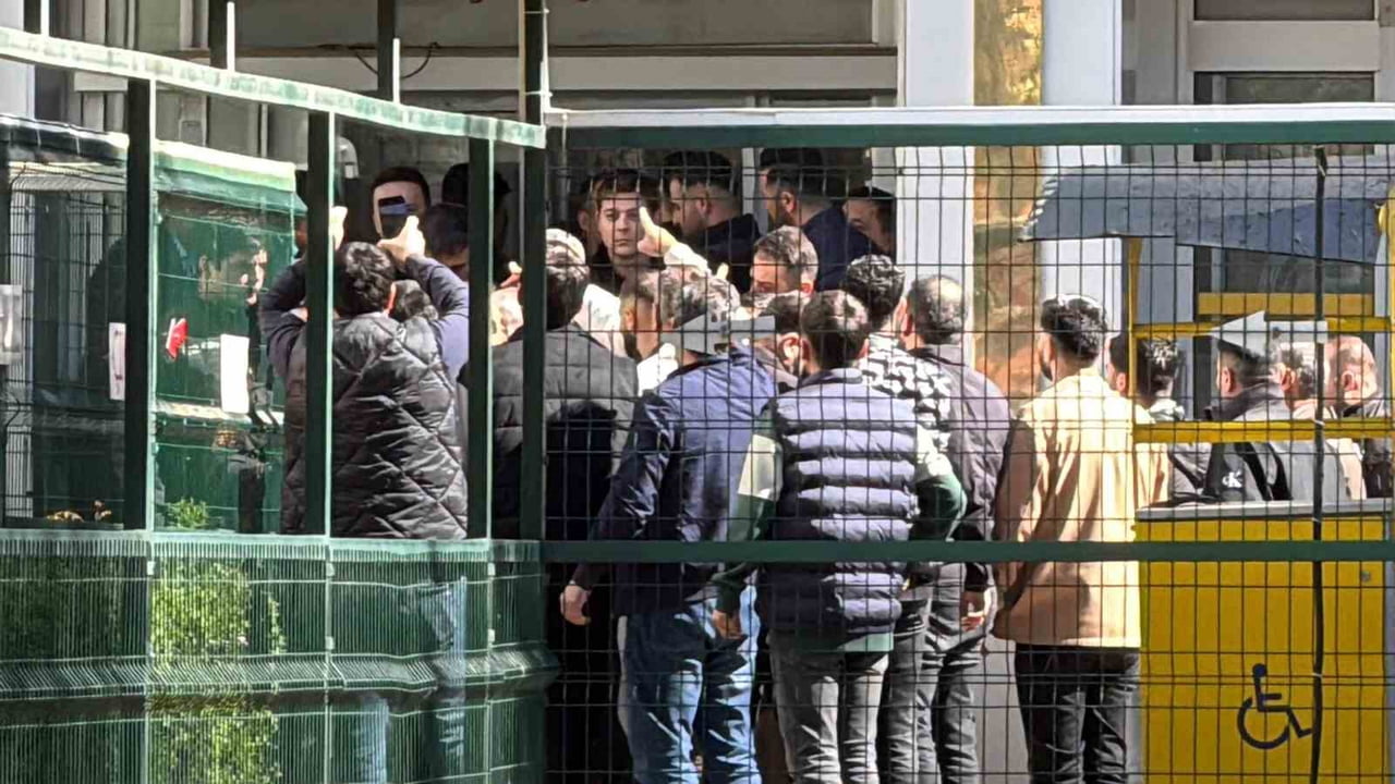 GÜRAN AİLESİ, NEVZAT BAHTİYAR İLE TARTIŞMALARININ ARDINDAN MAHKEME HEYETİ TARAFINDAN SALONDAN...