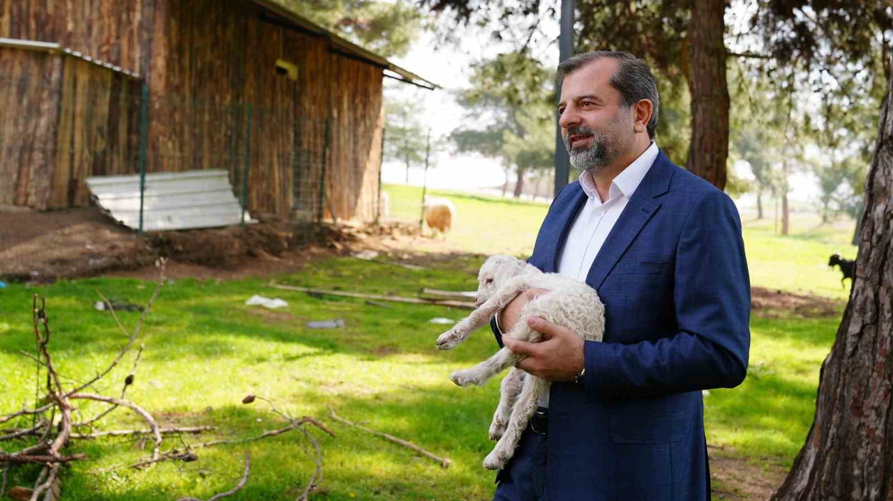 GÜRSU BELEDİYESİ’NİN, 80 DÖNÜMLÜK MESİRE ALANI İÇİNDE YAPIMINI BİTİRDİĞİ BUTİK HAYVANAT BAHÇESİ...