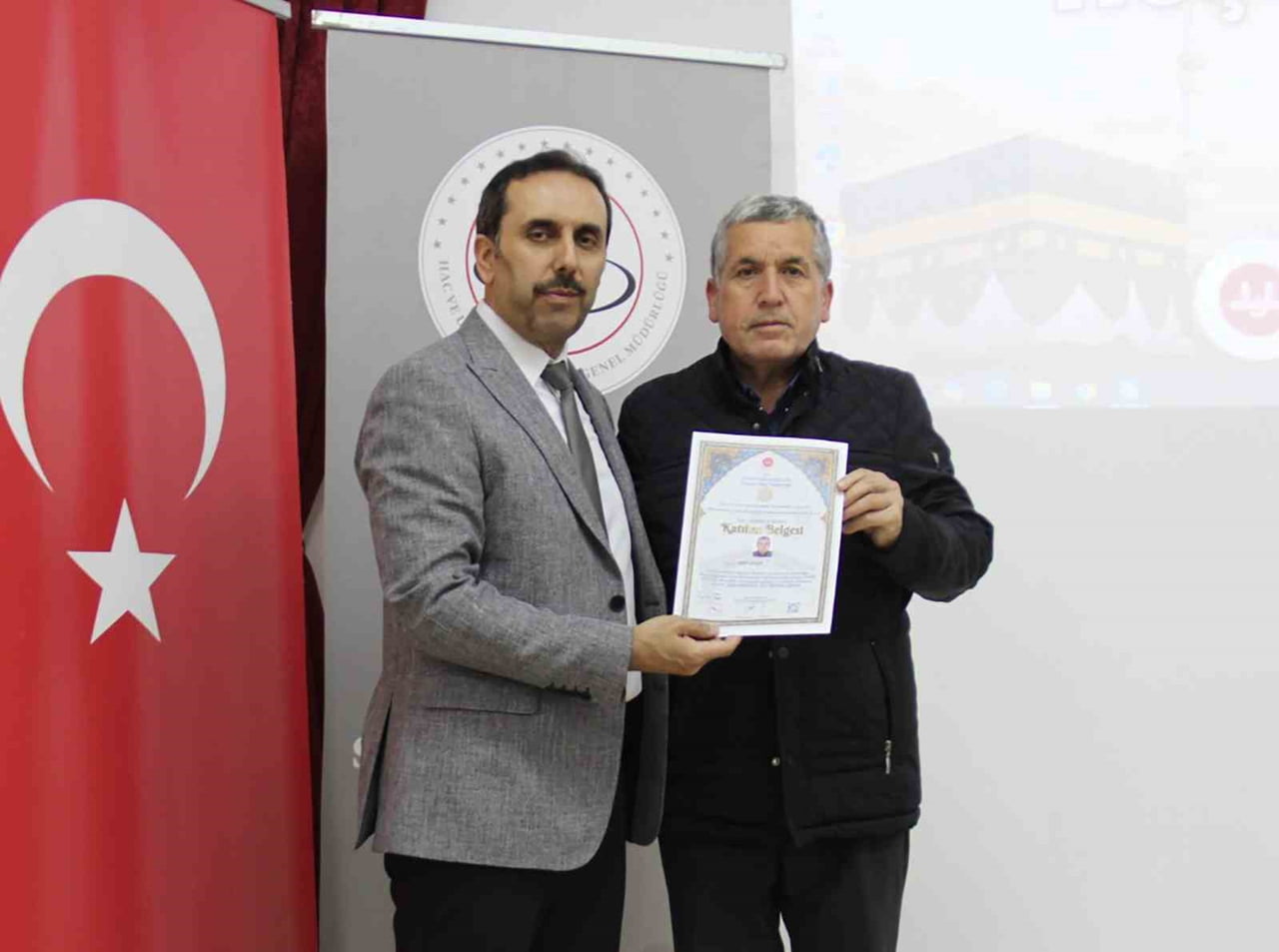 HACI ADAYLARINA HAC HAZIRLIK SEMİNERİ