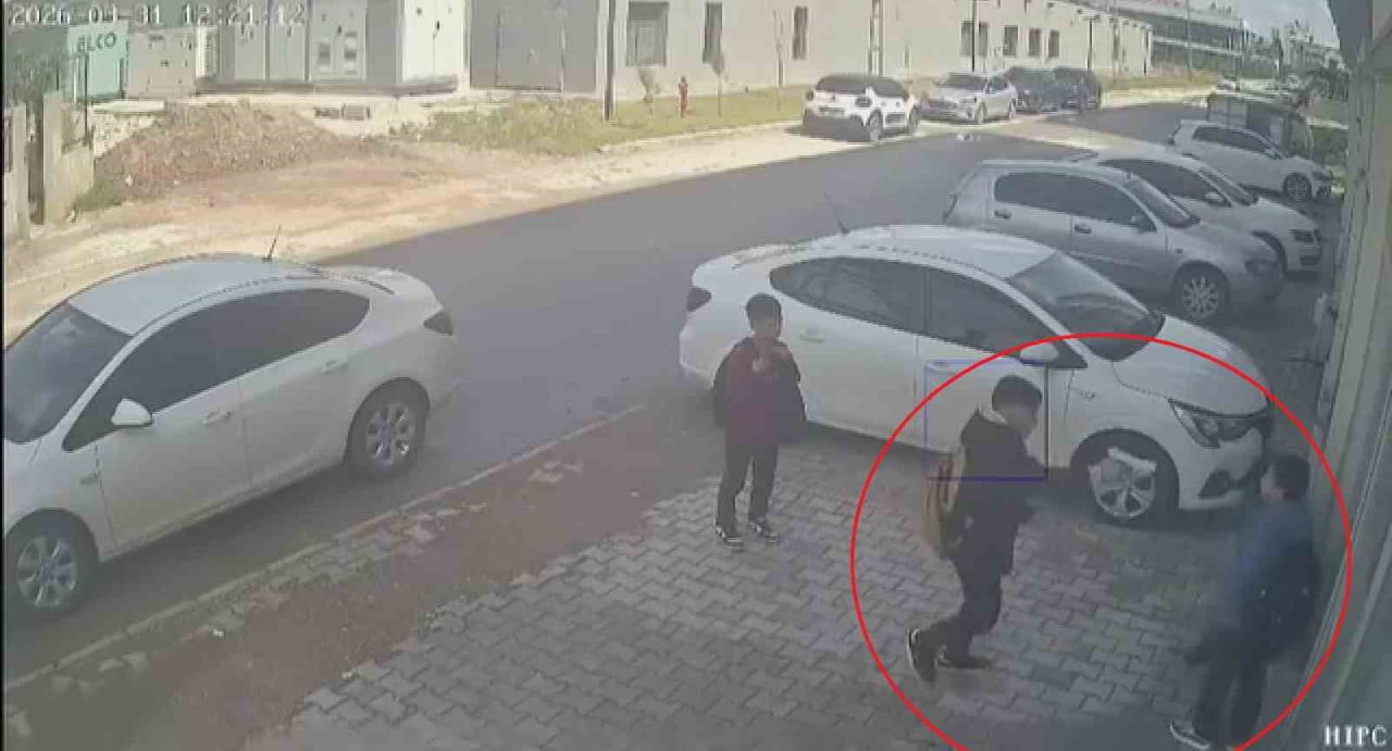 HATAY’IN REYHANLI İLÇESİNDE YAŞAYAN 11 YAŞINDAKİ 5. SINIF ÖĞRENCİSİ BERAT AŞKAR, OKULA GİTTİĞİ...