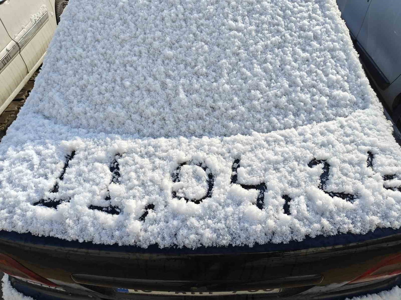 HAVA SICAKLIKLARININ DÜŞTÜĞÜ KAYSERL'DE NİSAN AYININ ORTASINDA KAR YAĞDI.