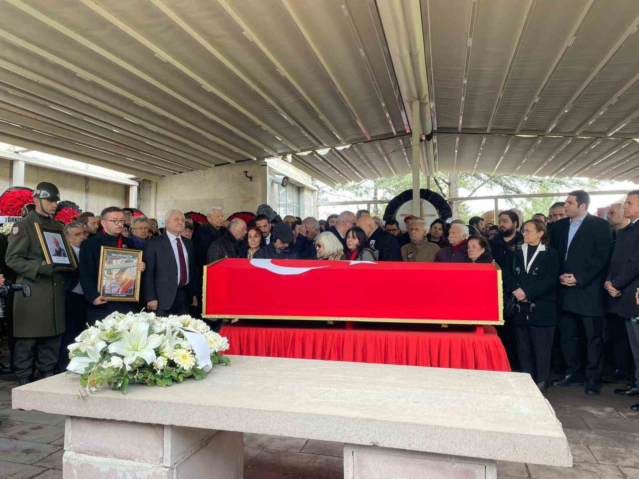 HAYATINI KAYBEDEN AKADEMİSYEN VE KIBRIS GAZİSİ PROF. DR. YALÇIN KÜÇÜK, ANKARA’DA DÜZENLENEN CENAZE...