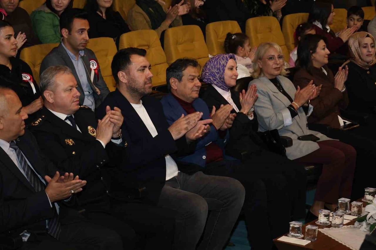 HBB’DEN POLİS HAFTASINA ÖZEL STAND-UP GÖSTERİSİ.