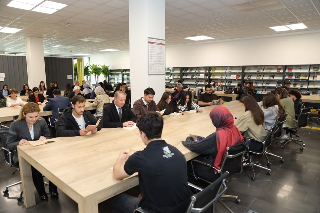 HEP BİRLİKTE KİTAP OKUMA