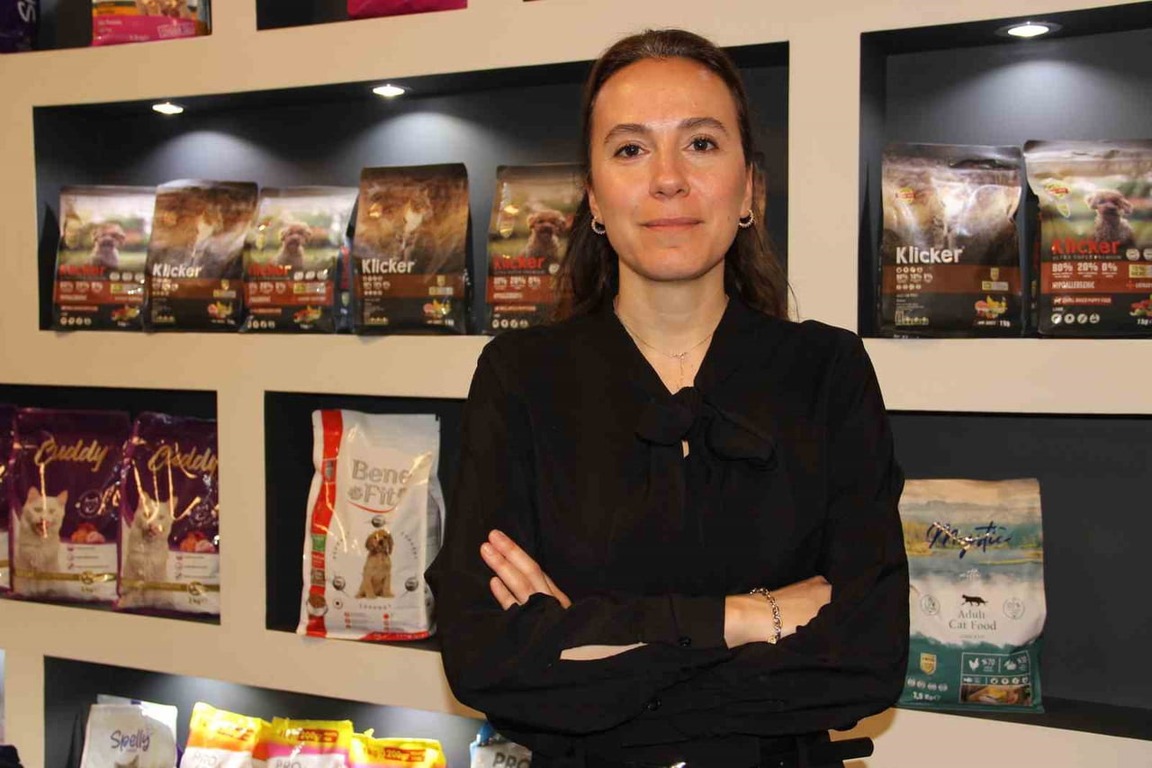 HERMOS PET FOOD ULUSAL PAZARLAMA DİREKTÖRÜ GİZEM TUĞRUL, FİRMANIN 2017 YILINDA ÜRETİME BAŞLADIĞINI...