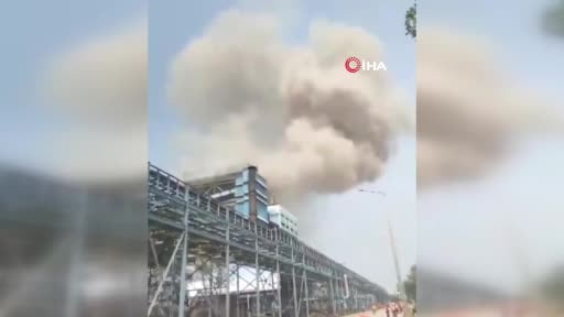 Hindistan’ın Chhattisgarh eyaletinde bulunan enerji santralinde meydana gelen patlamada, 9 kişi...