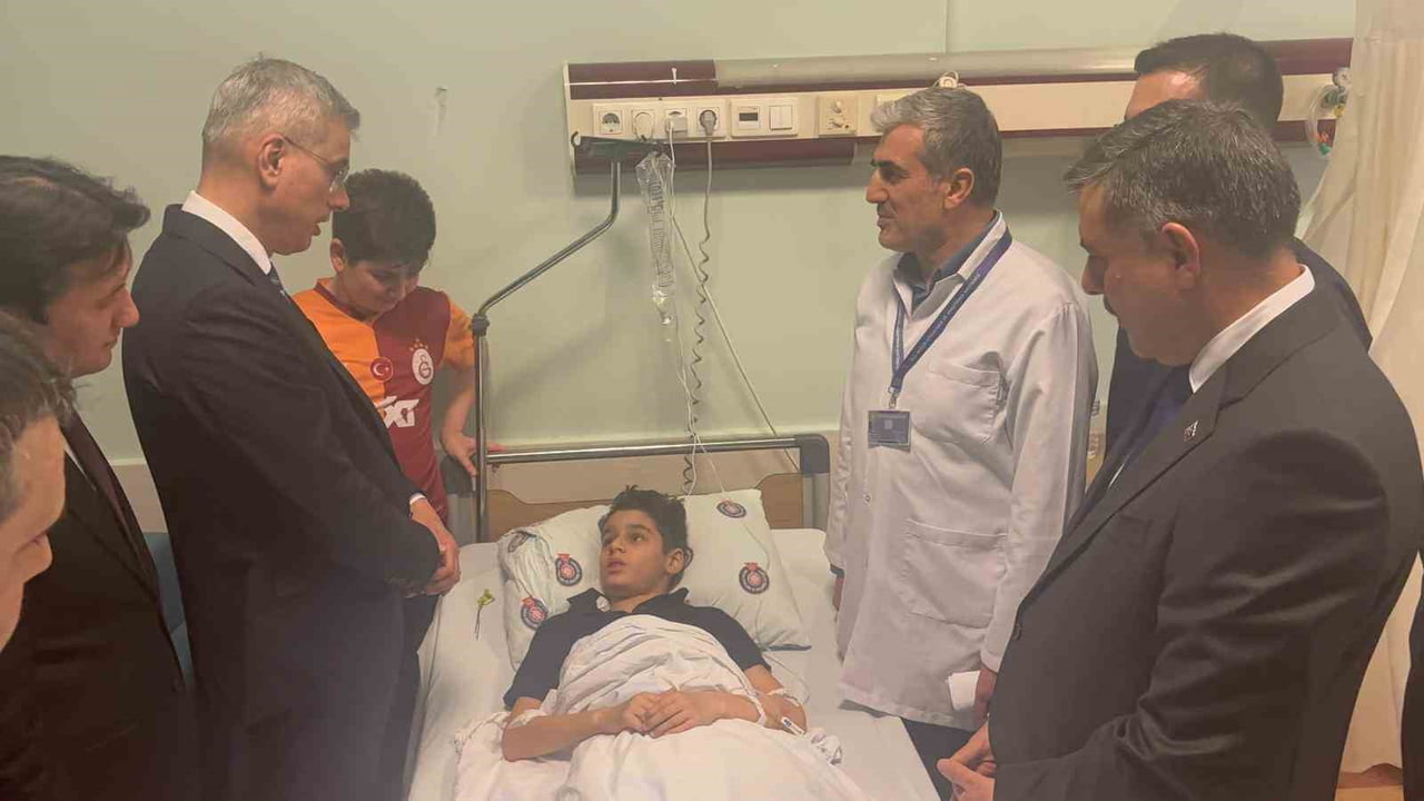 İÇİŞLERİ BAKANI MUSTAFA ÇİFTÇİ, SAĞLIK BAKANI KEMAL MEMİŞOĞLU, MİLLİ EĞİTİM BAKANI YUSUF TEKİN VE...