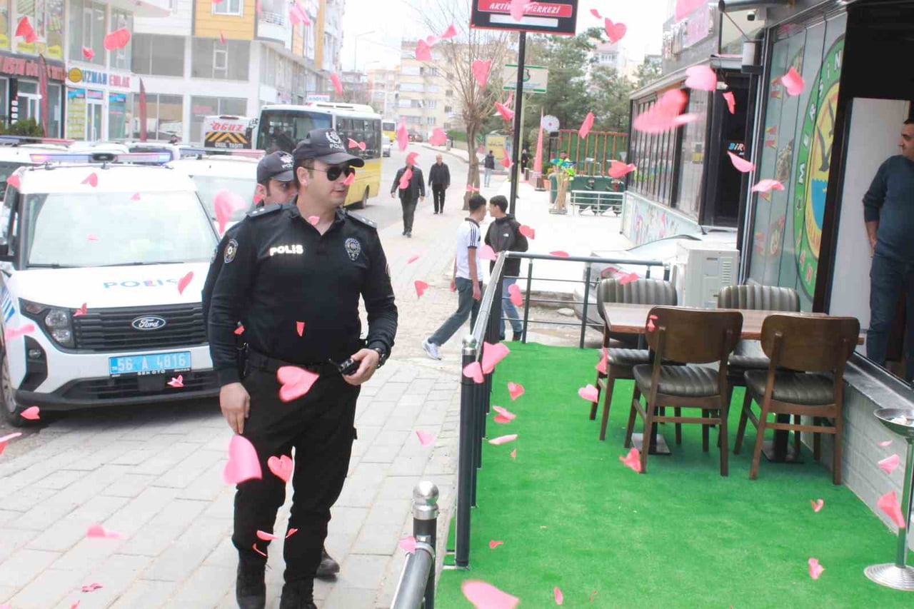 İHBAR ÜZERİNE GİTTİLER, SÜRPRİZLE KARŞILAŞTILAR