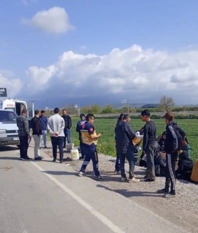 İHBAR ÜZERİNE OLAY YERİNE SAĞLIK, İTFAİYE VE JANDARMA EKİPLERİ SEVK EDİLDİ. KAZADA YARALANAN 3...