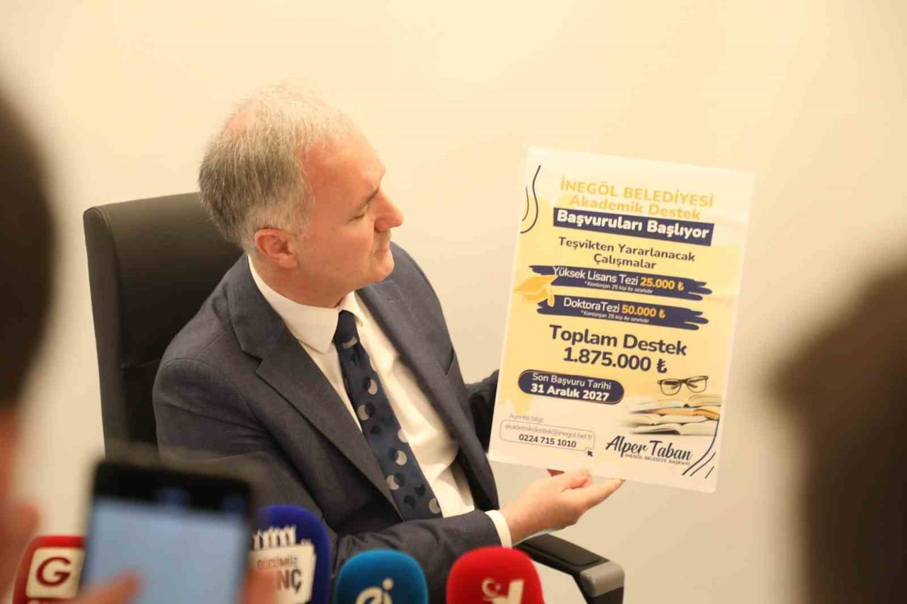 İNEGÖL BELEDİYESİ’NİN 2021 YILINDAN BU YANA GERÇEKLEŞTİRDİĞİ AKADEMİK DESTEK PROGRAMINDA, YENİ...