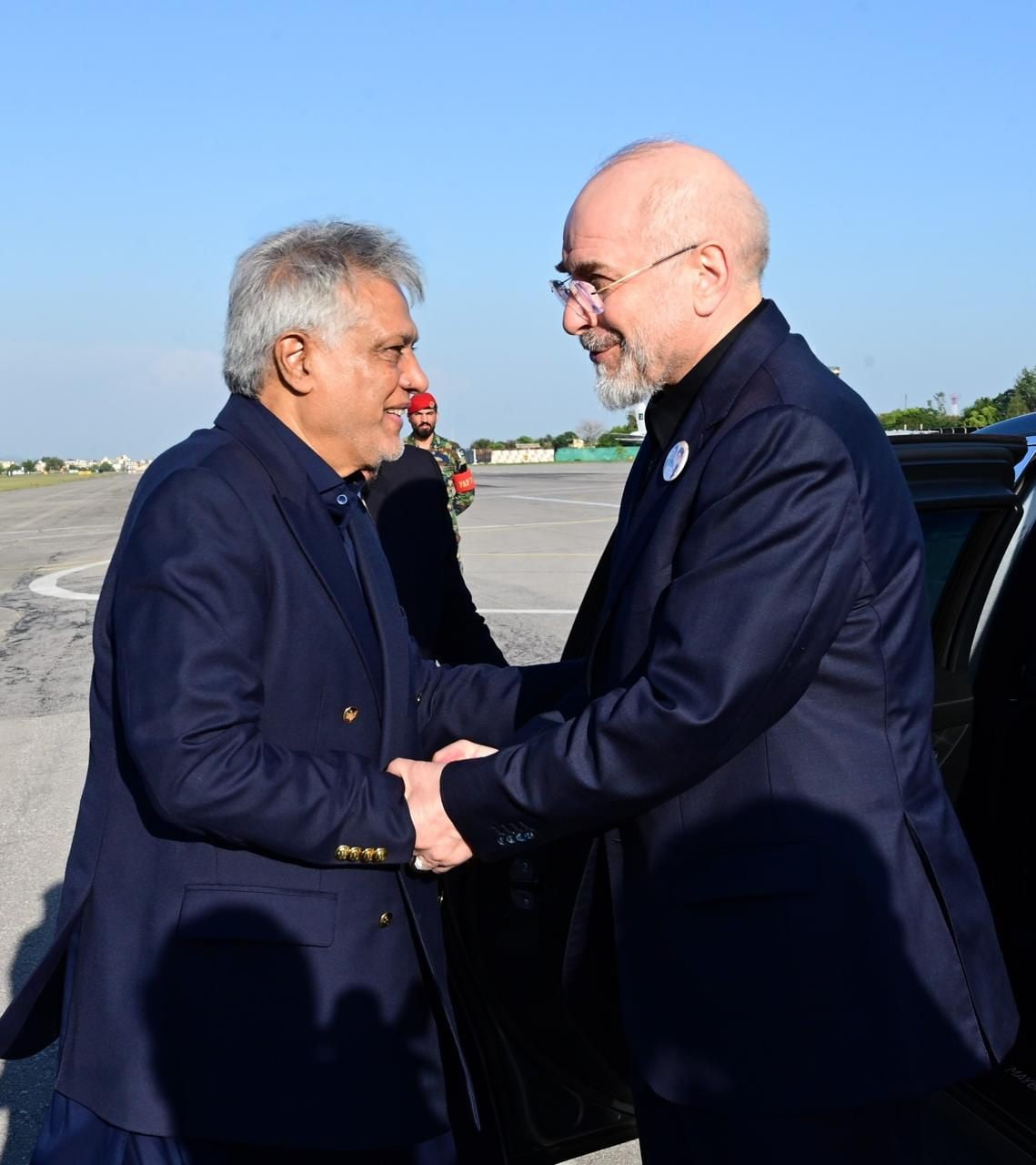 İRAN HEYETİ, ABD İLE 21 SAAT SÜREN MÜZAKERELERİN ARDINDAN PAKİSTAN’DAN AYRILDI.