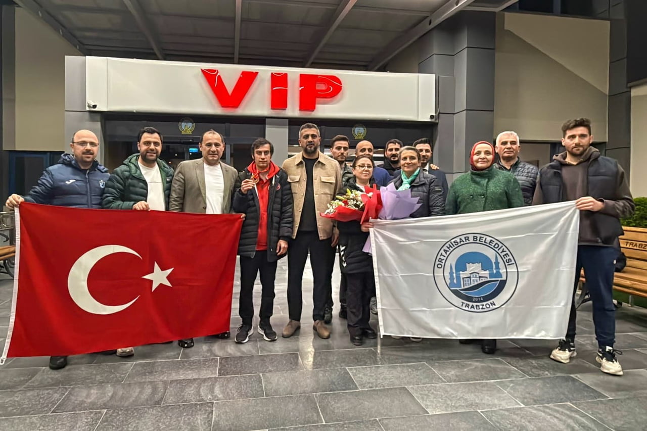 İSPANYA’NIN GRANADA KENTİNDE DÜZENLENEN ISSF HAVALI VE ATEŞLİ SİLAHLAR DÜNYA KUPASI 10 METRE...