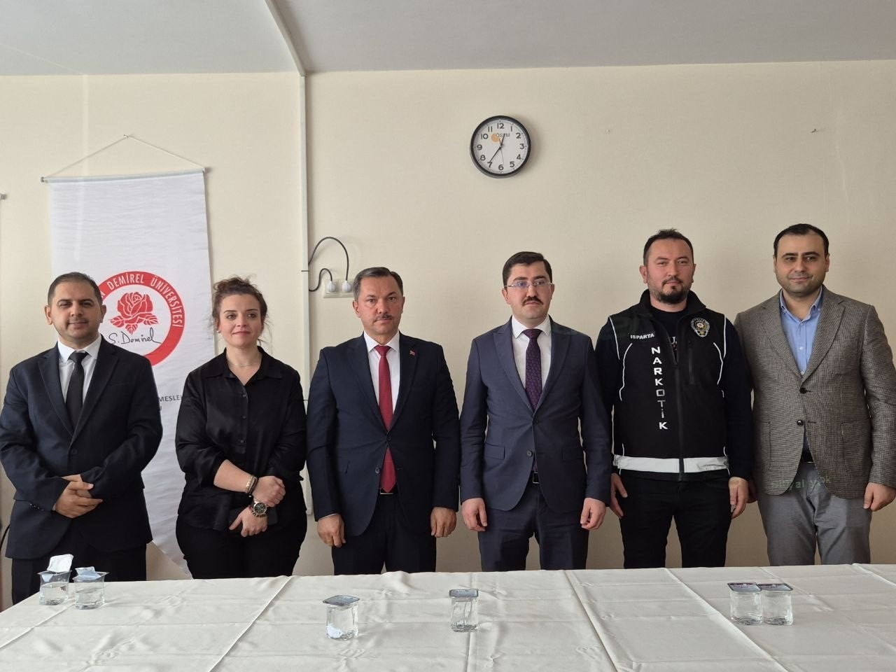 ISPARTA’NIN YALVAÇ İLÇESİNDE DÜZENLENEN BAĞIMLILIKLA MÜCADELE PANELİNDE UZMAN İSİMLER...