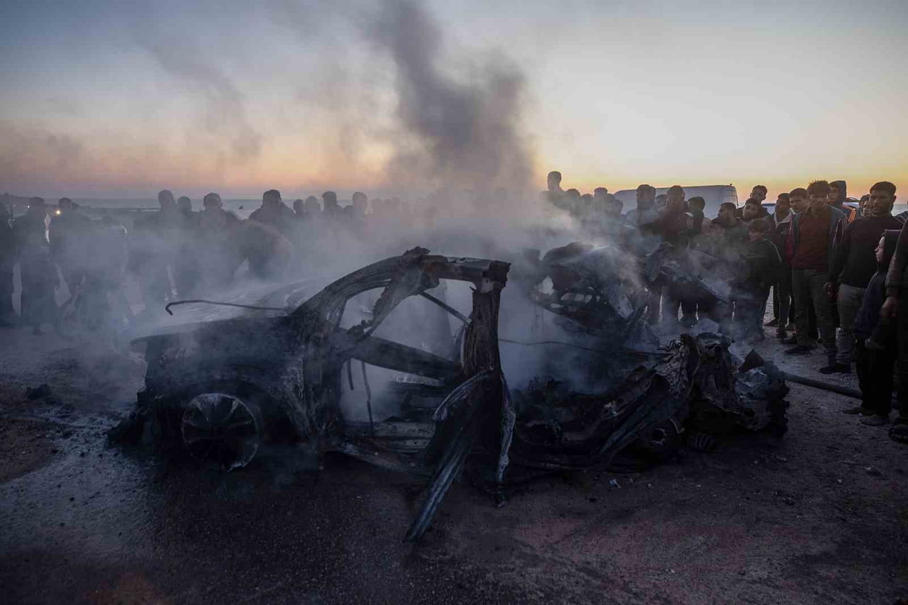 İSRAİL’İN GAZZE ŞEHRİNE DÜZENLEDİĞİ HAVA SALDIRISINDA ARALARINDA KATAR MERKEZLİ HABER AJANSI AL...