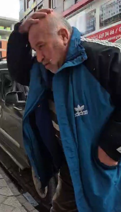 İSTANBUL'DA DOLU YAĞIŞI ETKİLİ OLDU. O ANLAR VATANDAŞLARIN CEP TELEFONU KAMERASI İLE...