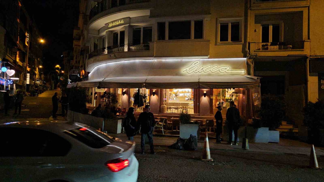 İSTANBUL'DAKİ UYUŞTURUCU VE FUHUŞ SORUŞTURMASI KAPSAMINDA EĞLENCE MEKANINDA ARAMA YAPILDI