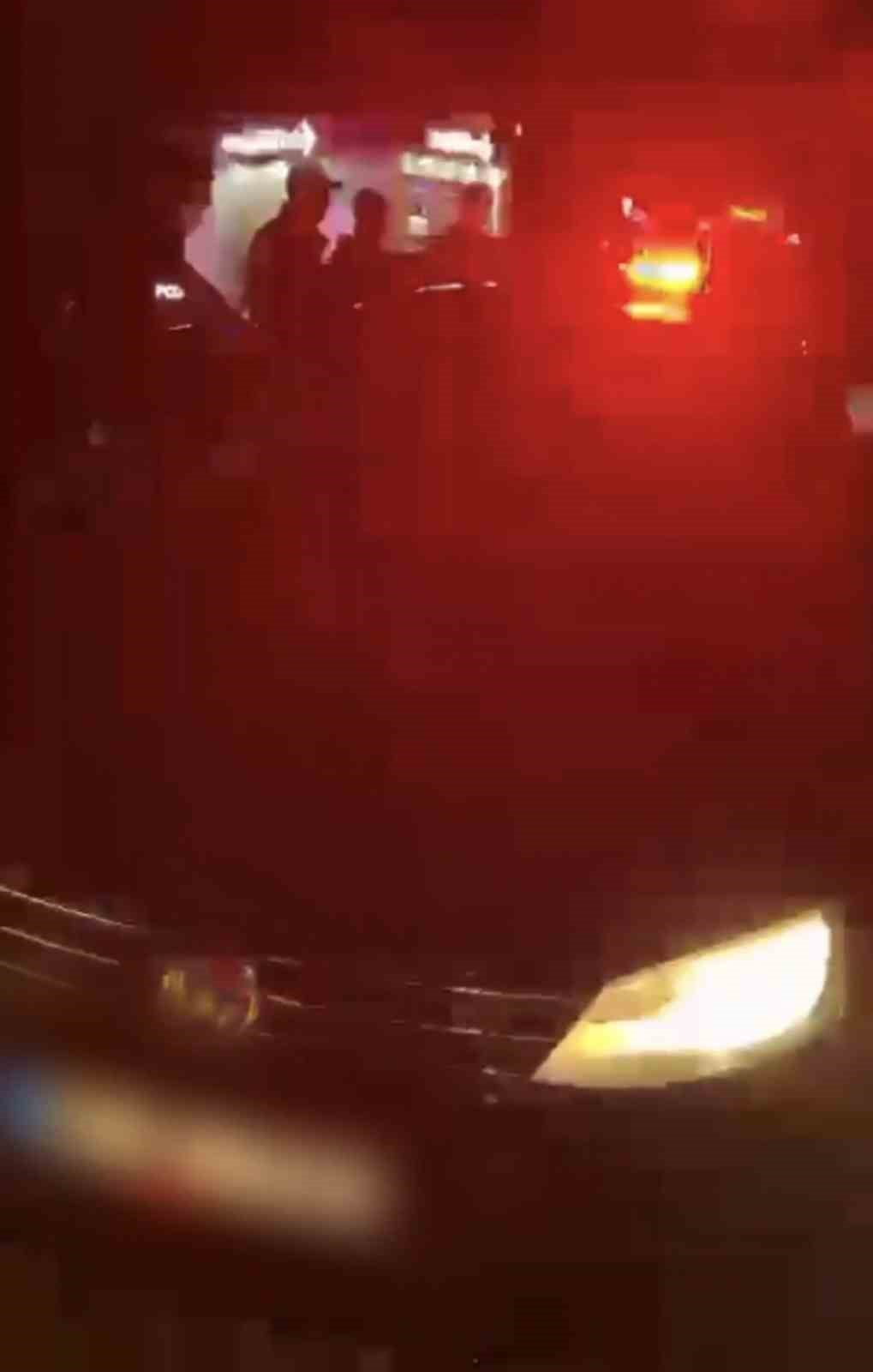 İSTANBUL BEYKOZ'DA POLİS EKİPLERİNCE DURDURULAN ARAÇTA İZİNSİZ "ÇAKAR" SİSTEMİ TESPİT EDİLDİ....