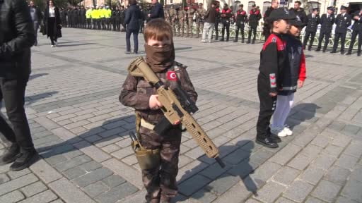 İstanbul’da Polis Haftası kortejine yoğun ilgi