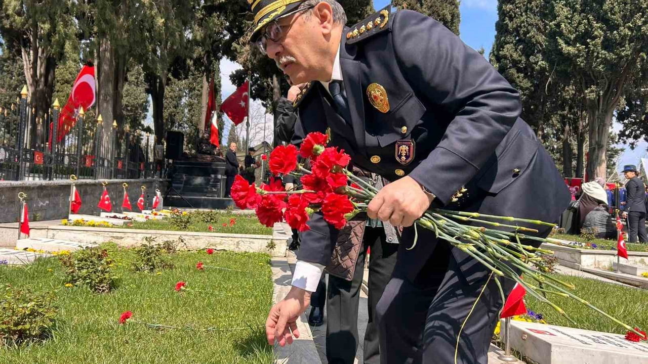 İSTANBUL İL EMNİYET MÜDÜRÜ SELAMİ YILDIZ VE İLÇE EMNİYET MÜDÜRLERİ, POLİS HAFTASI NEDENİYLE...