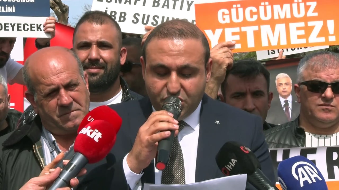 İSTANBUL ÖZEL HALK OTOBÜSÜ VE İŞLETMECİLERİ ESNAF ODASI BAŞKAN ERHAN GÜNEŞ GRUP ADINA AÇIKLAMA...