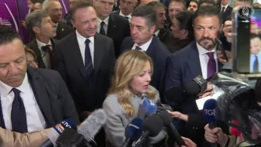 İtalya Başbakanı Giorgia Meloni, İsrail ile yapılan savunma anlaşmasının otomatik yenilenme...