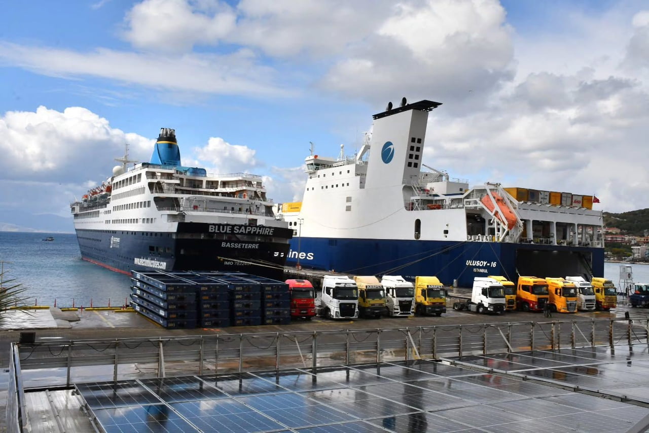 İZMİR'İN ÇEŞME İLÇESİNDE KRUVAZİYER TURİZMİNİN GÜVENLİ VE SÜRDÜRÜLEBİLİR BİR ŞEKİLDE YÜRÜTÜLMESİ...