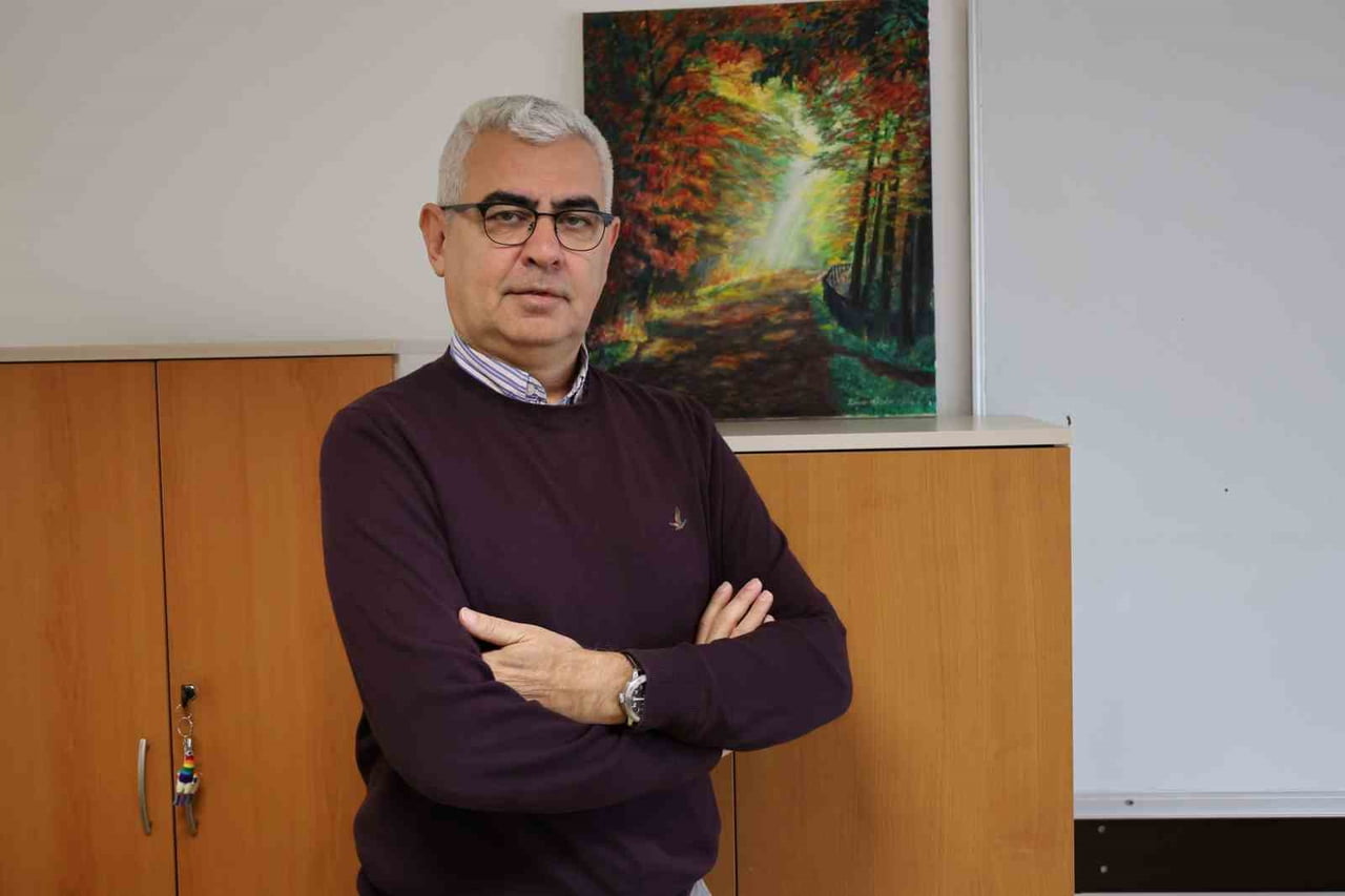 İZMİR EKONOMİ ÜNİVERSİTESİ (İEÜ) TIP FAKÜLTESİ ÖĞRETİM ÜYESİ PROF. DR. OĞUZ KILINÇ, BAHAR...