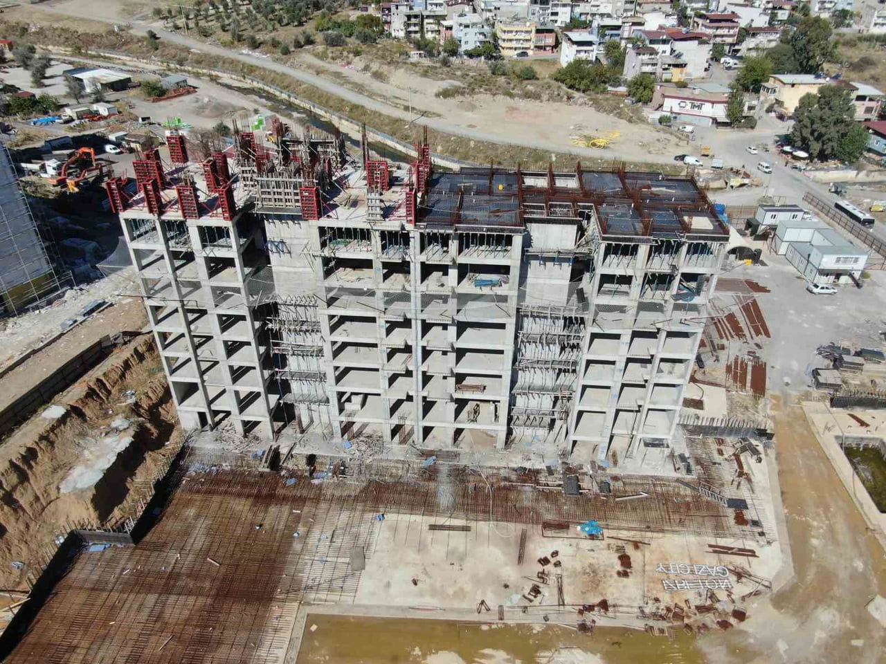 İZMİR GAZİEMİR İLÇESİ KENTSEL DÖNÜŞÜM VE GELİŞİM ALANI PROJELERİ KAPSAMINDA S.S. İŞ İNSANLARI...