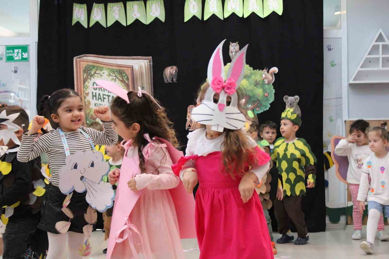 İZMİR’İN ÖDEMİŞ İLÇESİNDE KÜTÜPHANELER HAFTASI VE ORMAN HAFTASI ÇERÇEVESİNDE ANAOKULU ÖĞRENCİLERİ...